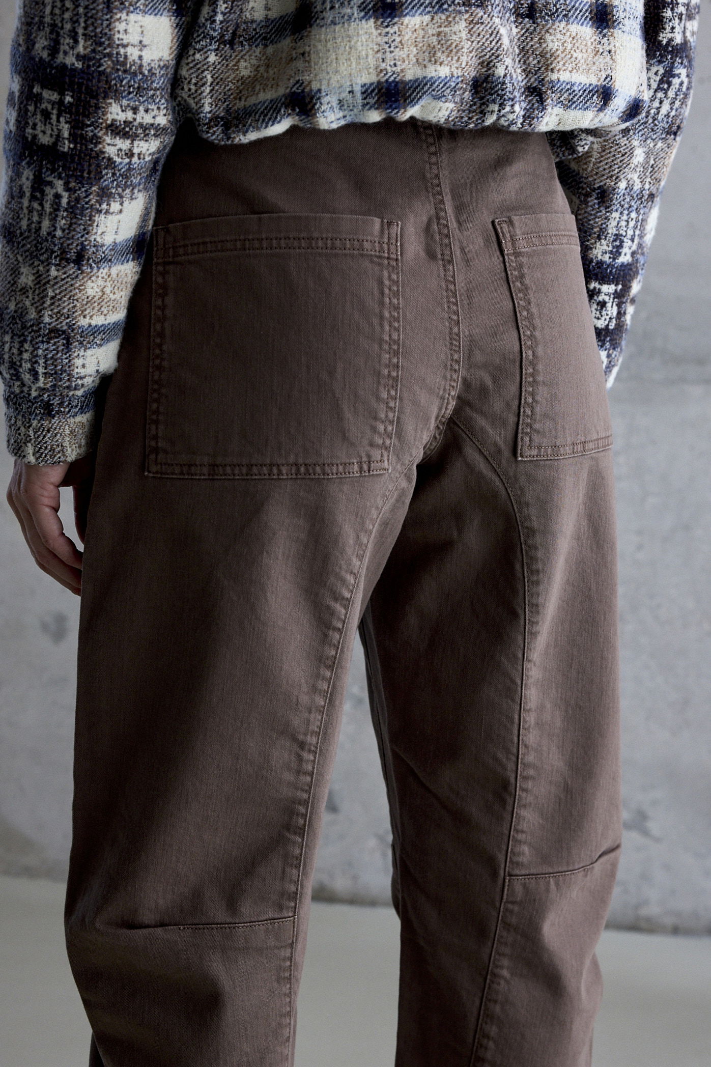 25-06_FDS_AW2526-16.-1150